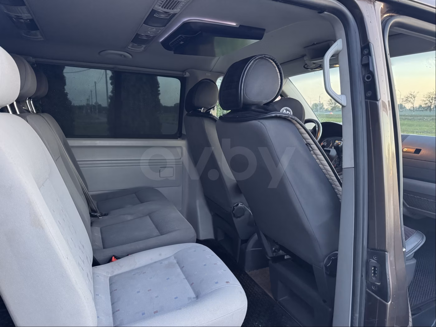 Volkswagen Caravelle фото 14