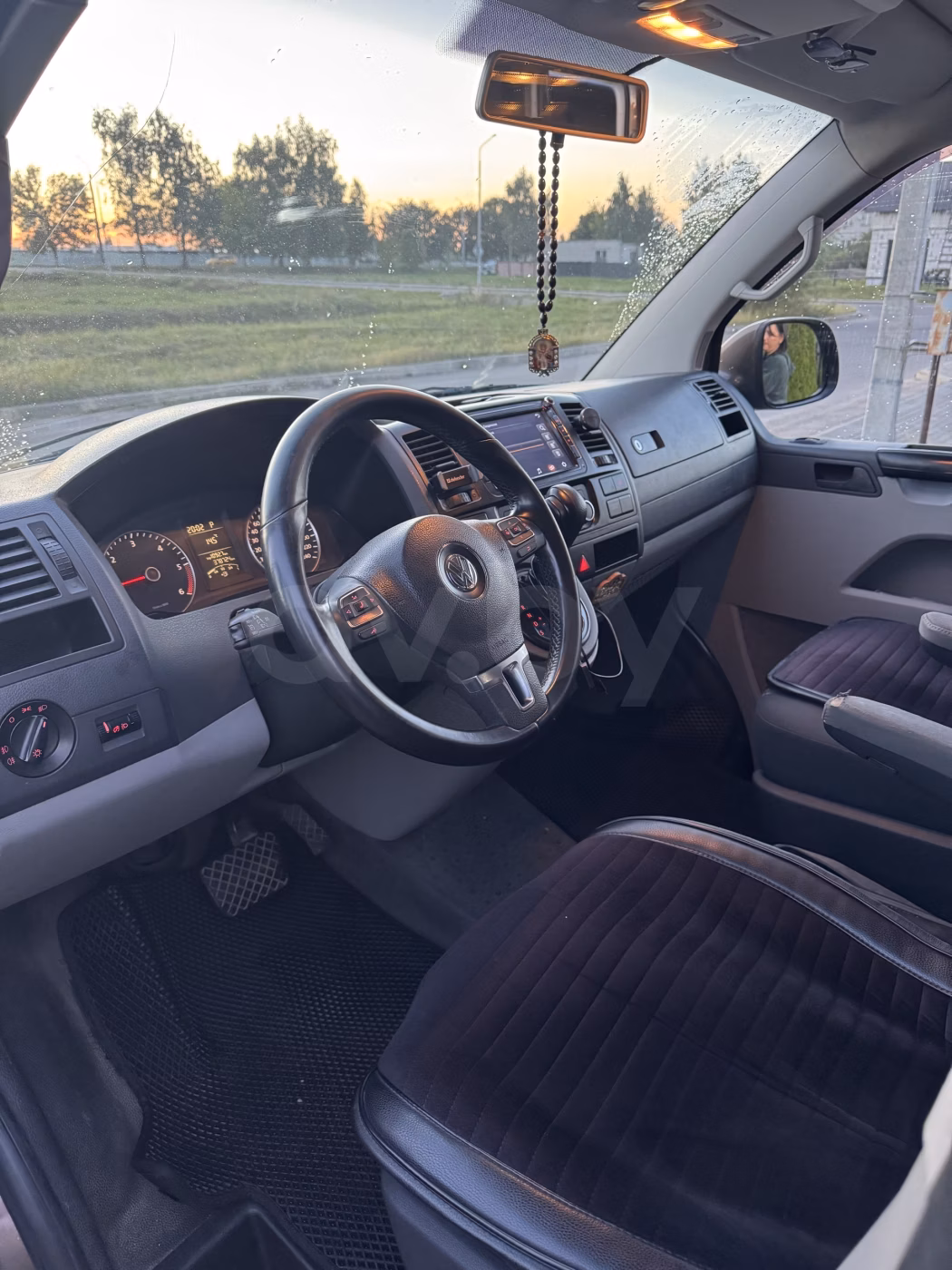 Volkswagen Caravelle фото 9