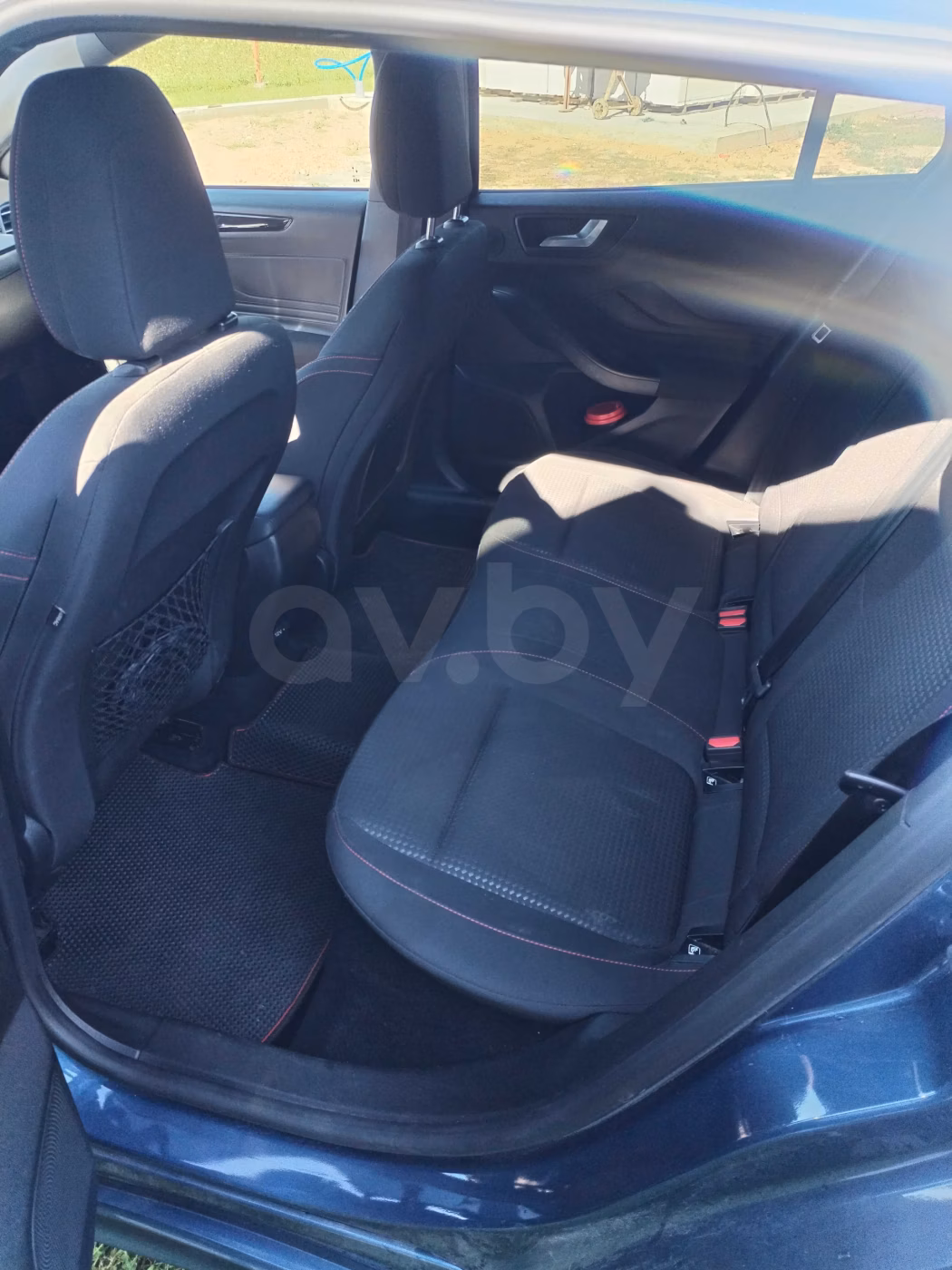 Ford Focus фото 8