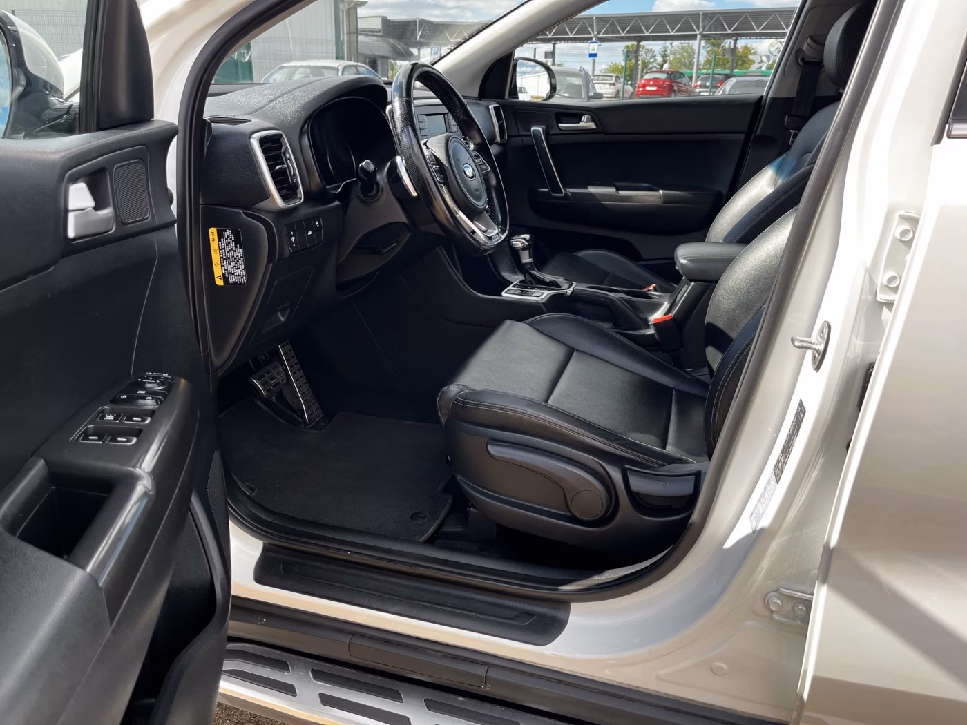 Kia Sportage фото 10
