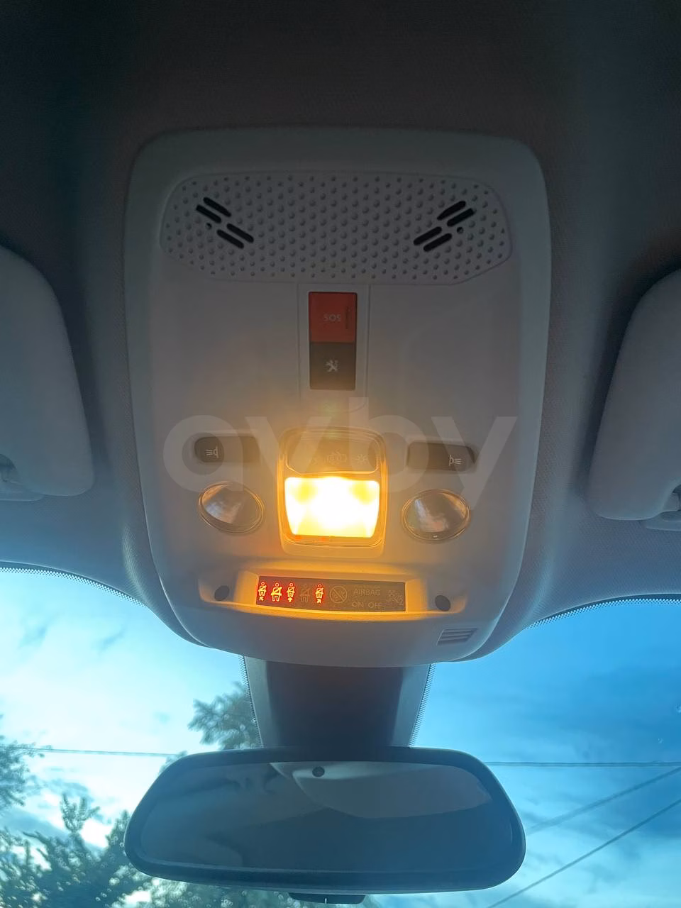 Peugeot 2008 фото 15