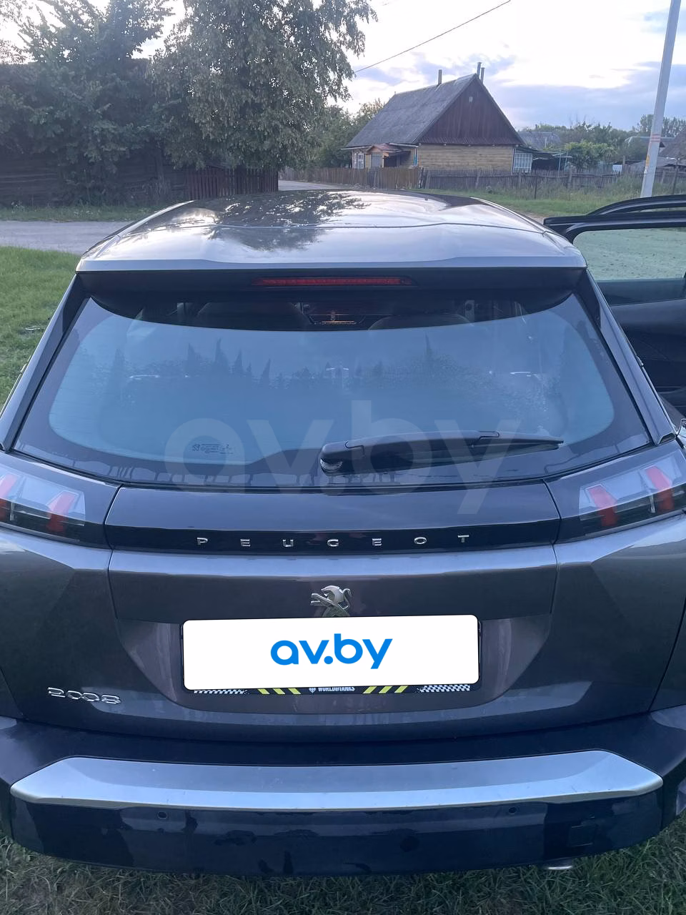 Peugeot 2008 фото 6