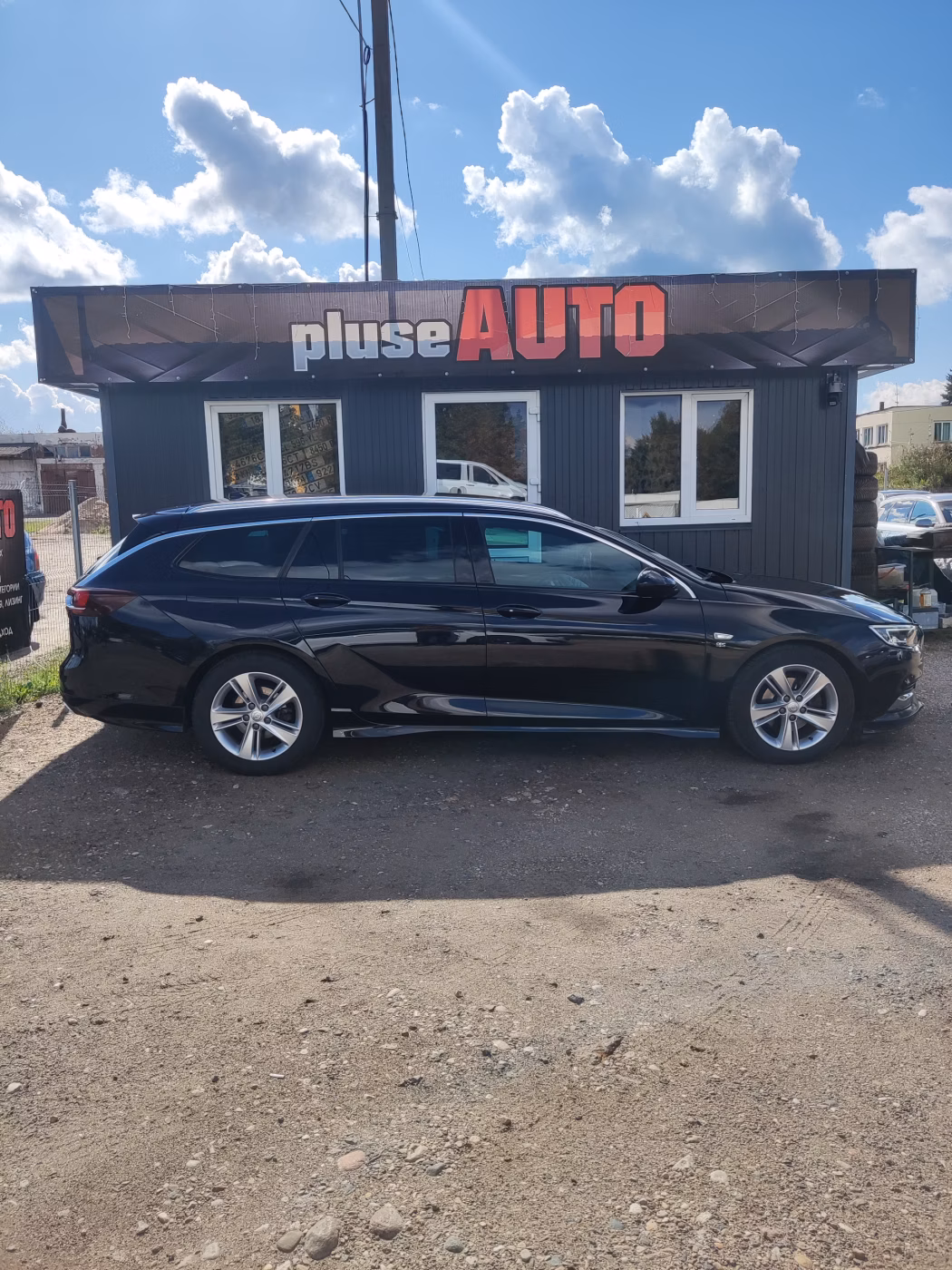 Opel Insignia фото 8
