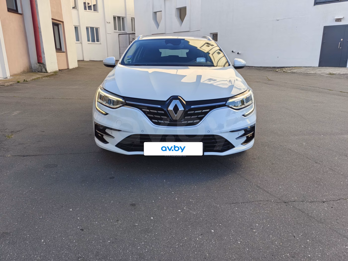 Renault Megane фото 11