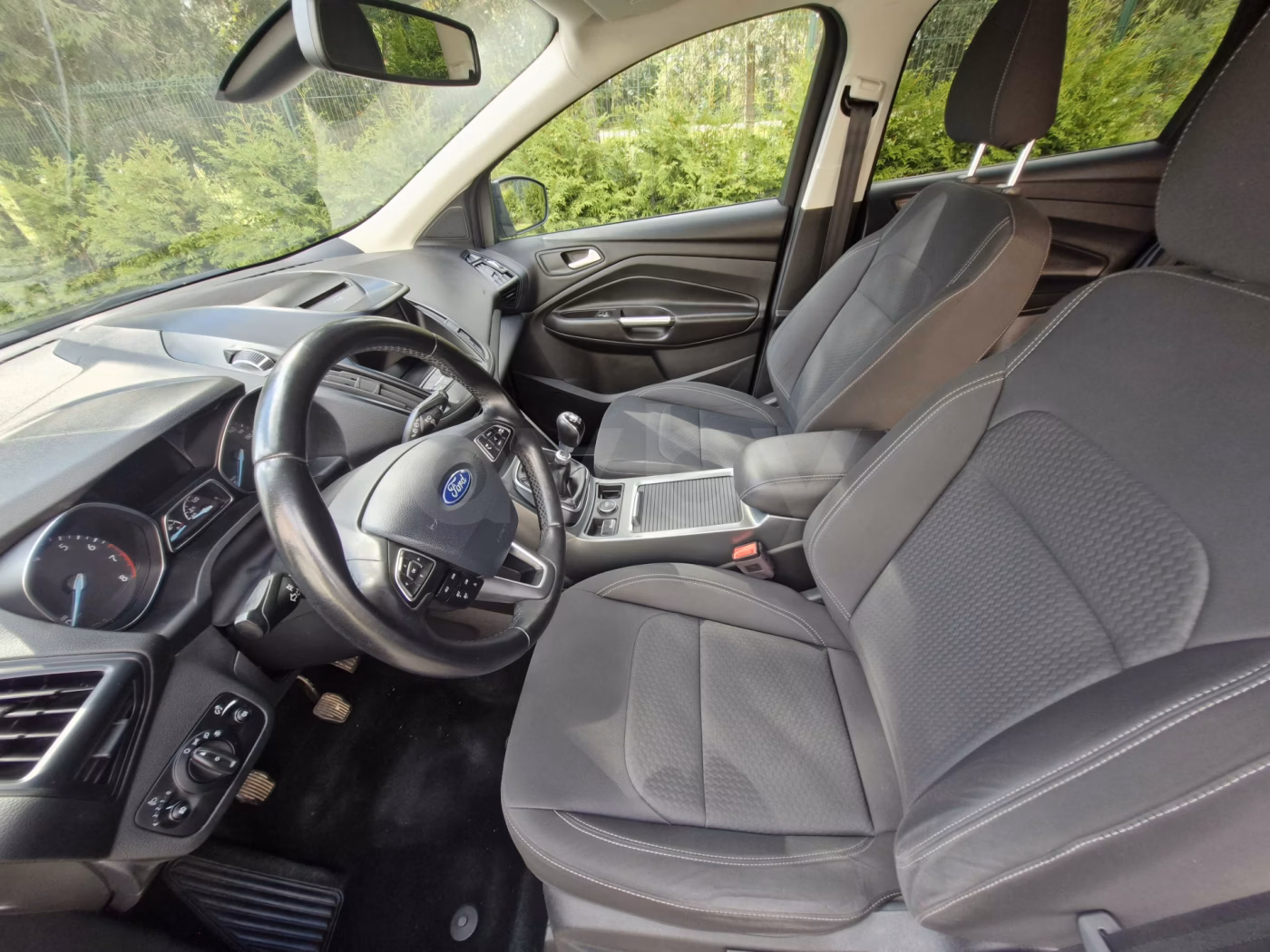 Ford Kuga фото 12