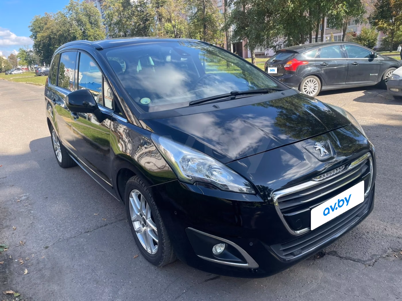 Peugeot 5008 фото 3