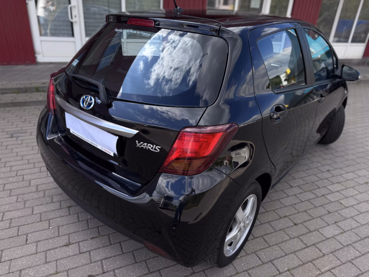 Toyota Yaris фото 30