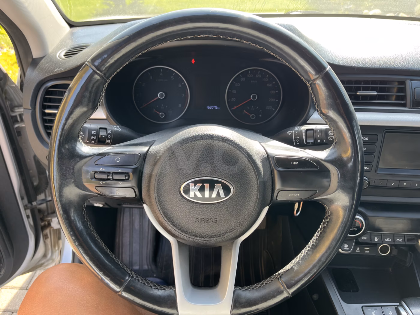 Kia Rio X (X-Line) фото 9