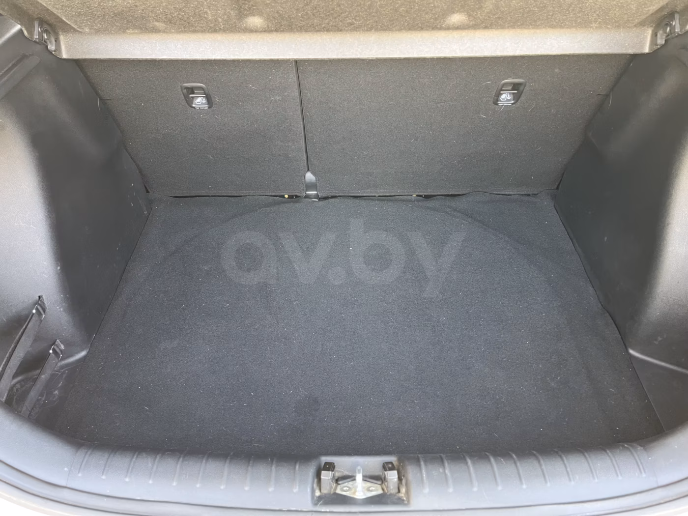 Kia Rio X (X-Line) фото 8