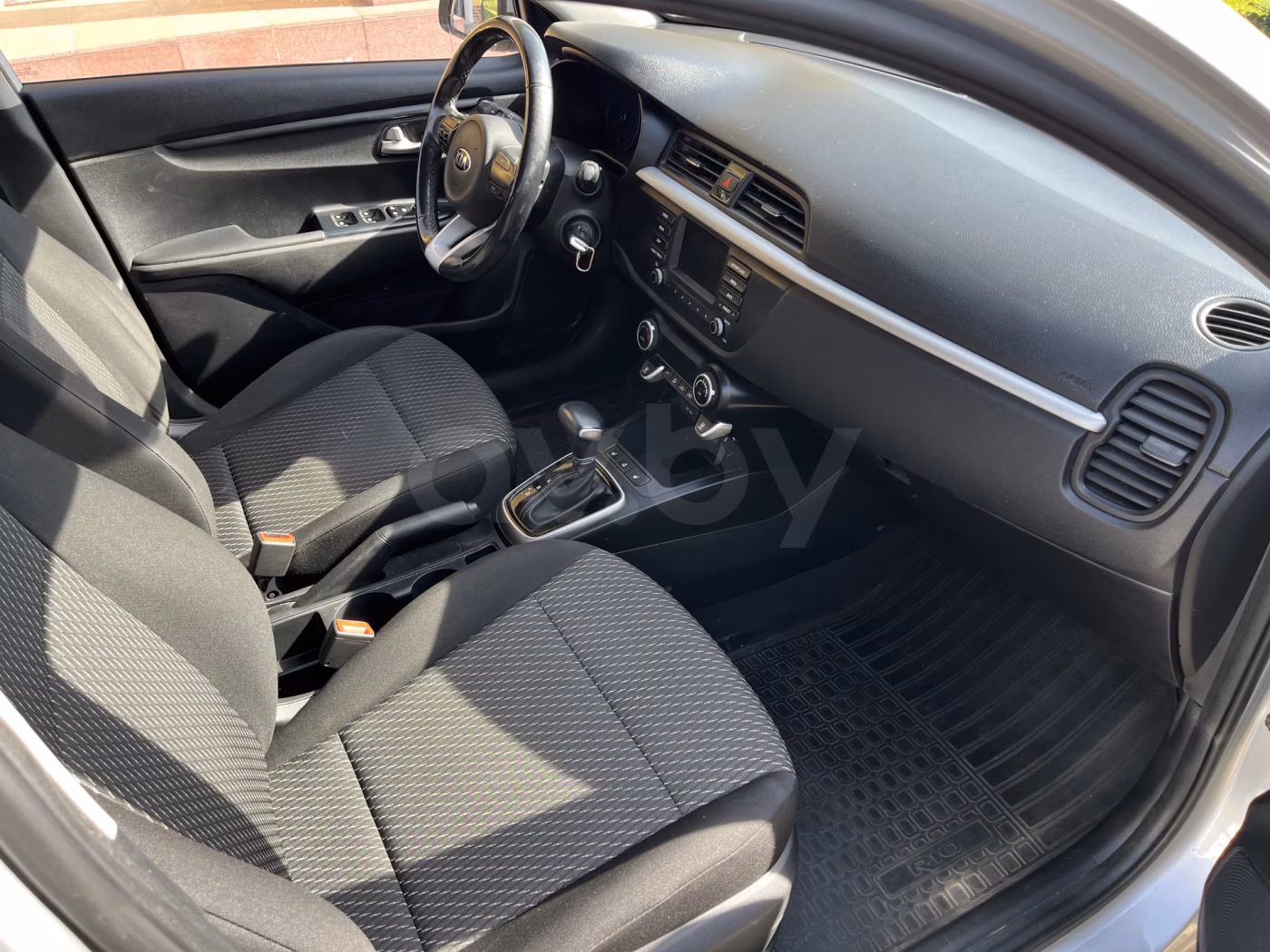 Kia Rio X (X-Line) фото 11