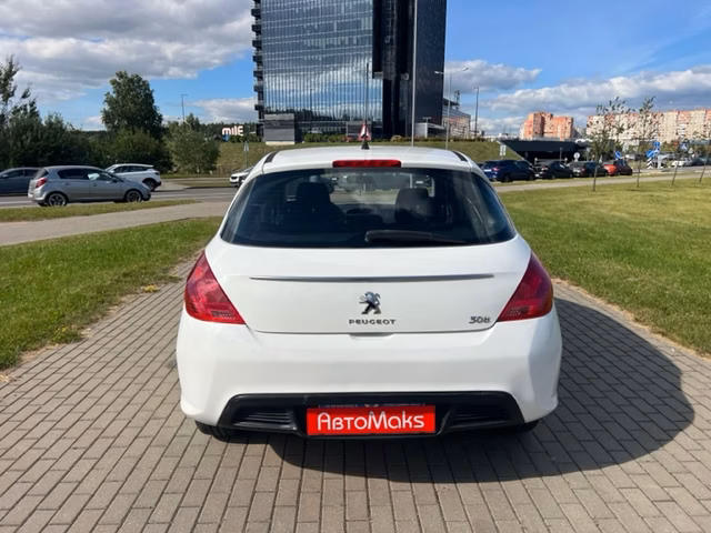 Peugeot 308 фото 6
