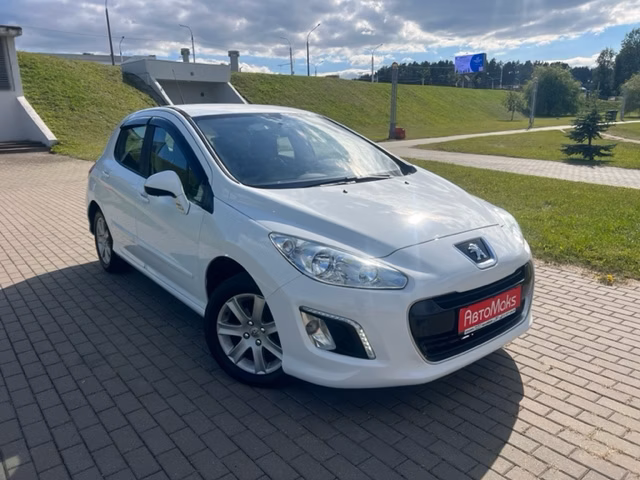 Peugeot 308 фото 3