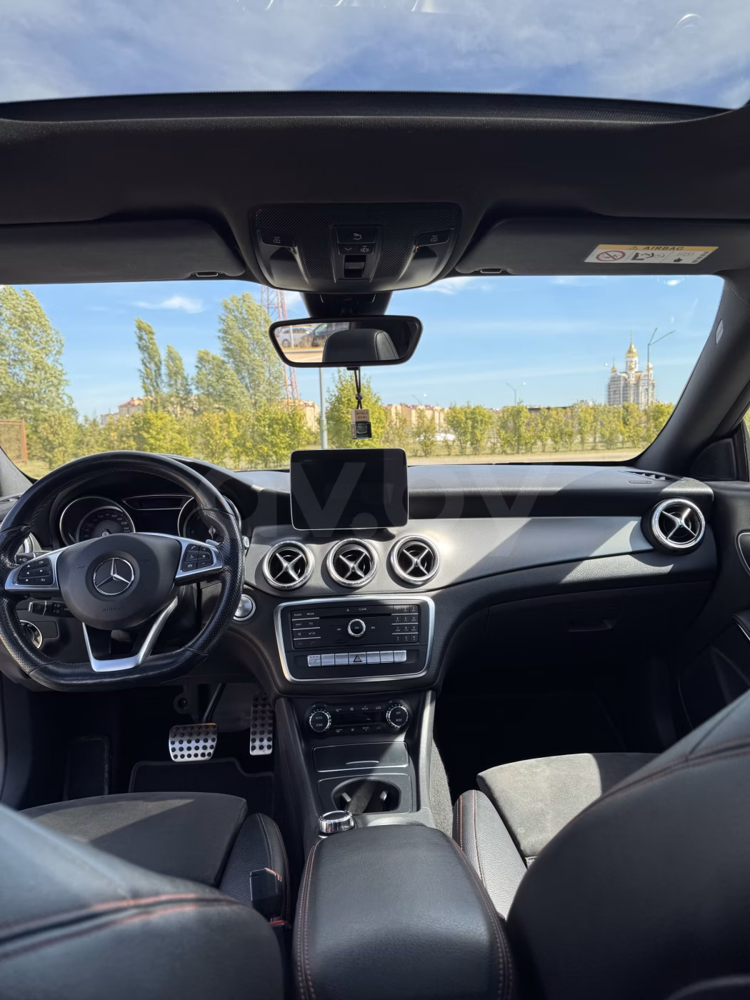 Mercedes-Benz CLA фото 10