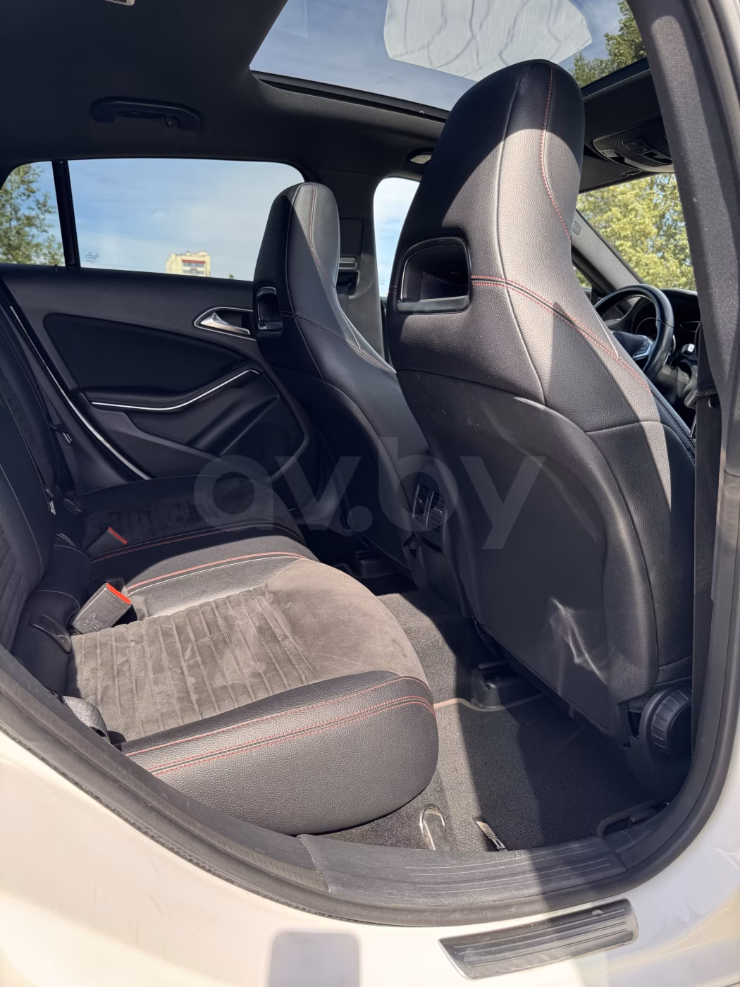 Mercedes-Benz CLA фото 13