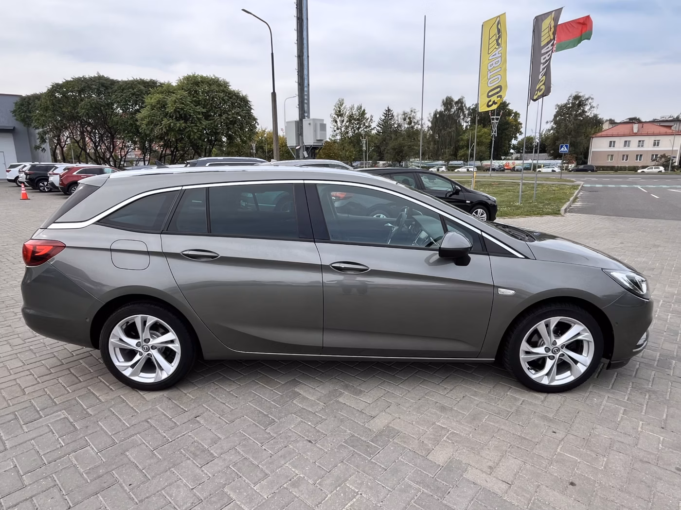 Opel Astra фото 3