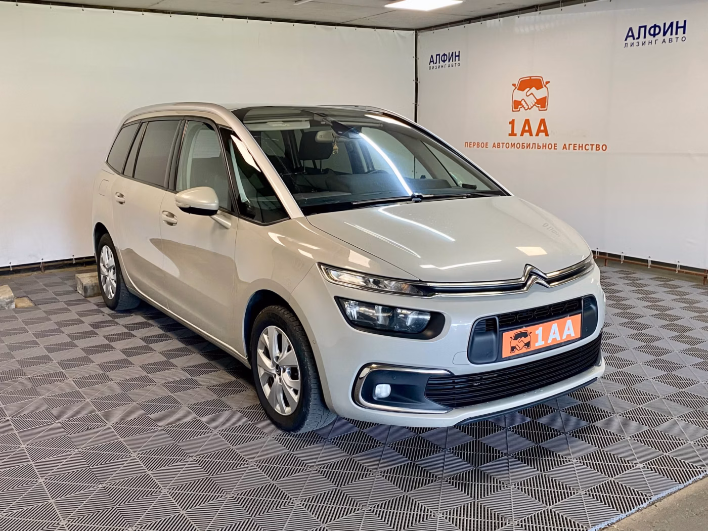 Citroen C4 Grand Picasso фото 2