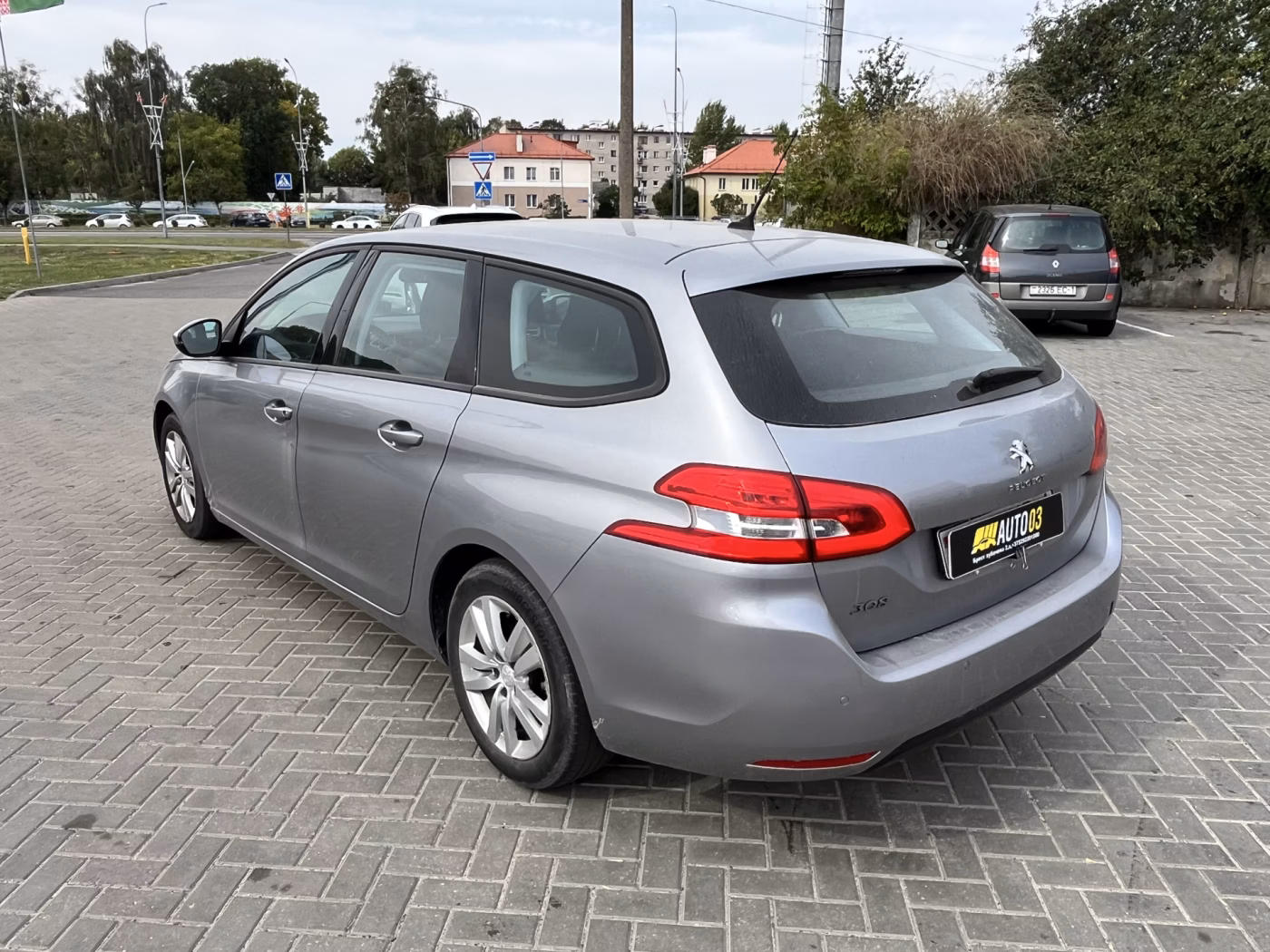 Peugeot 308 фото 9