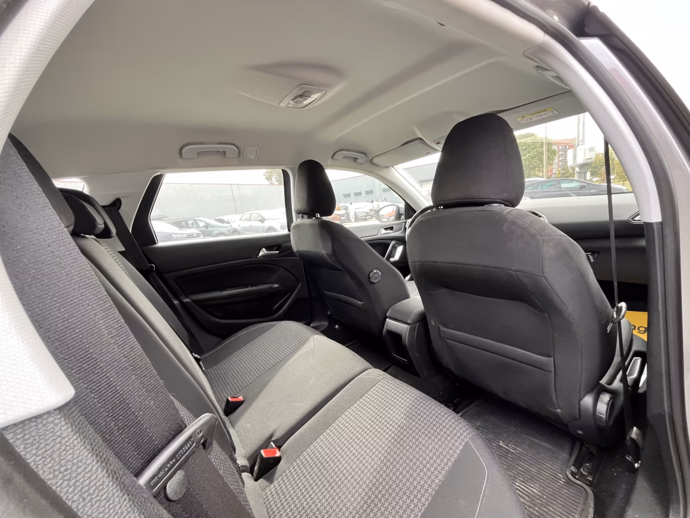 Peugeot 308 фото 15
