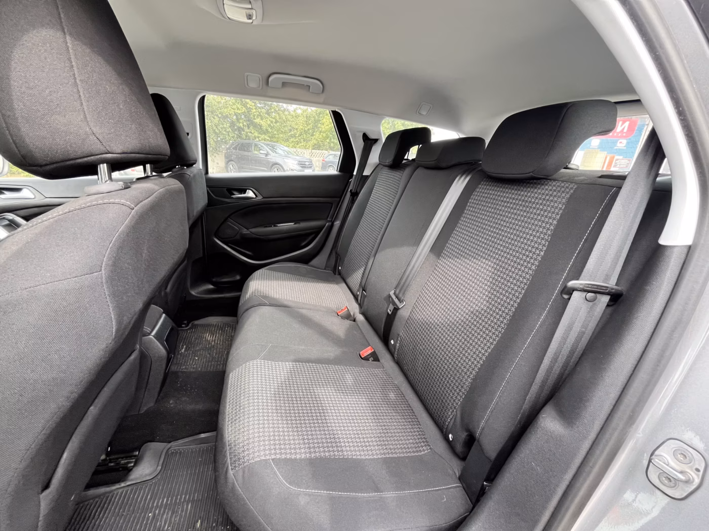 Peugeot 308 фото 19
