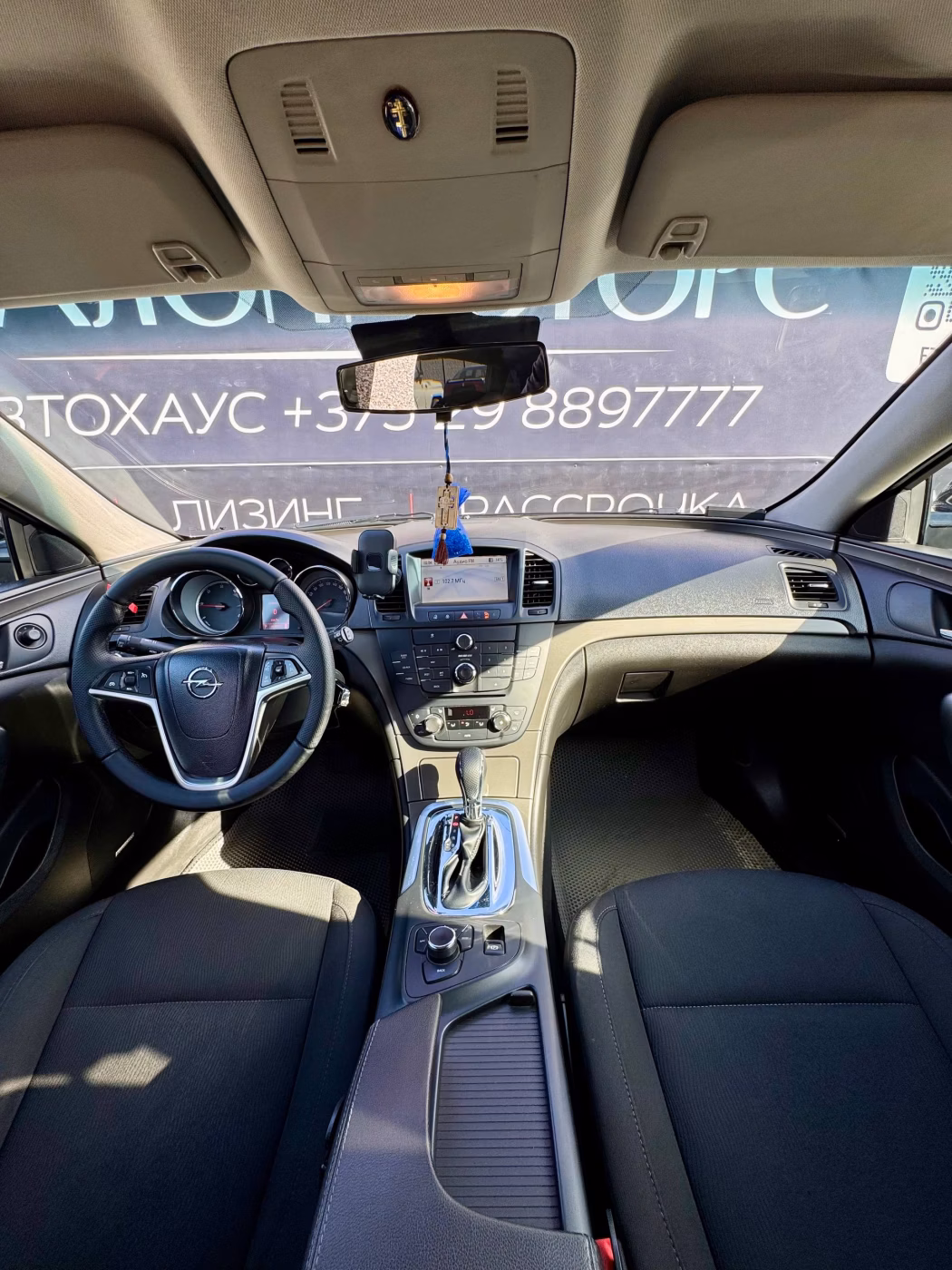Opel Insignia фото 9