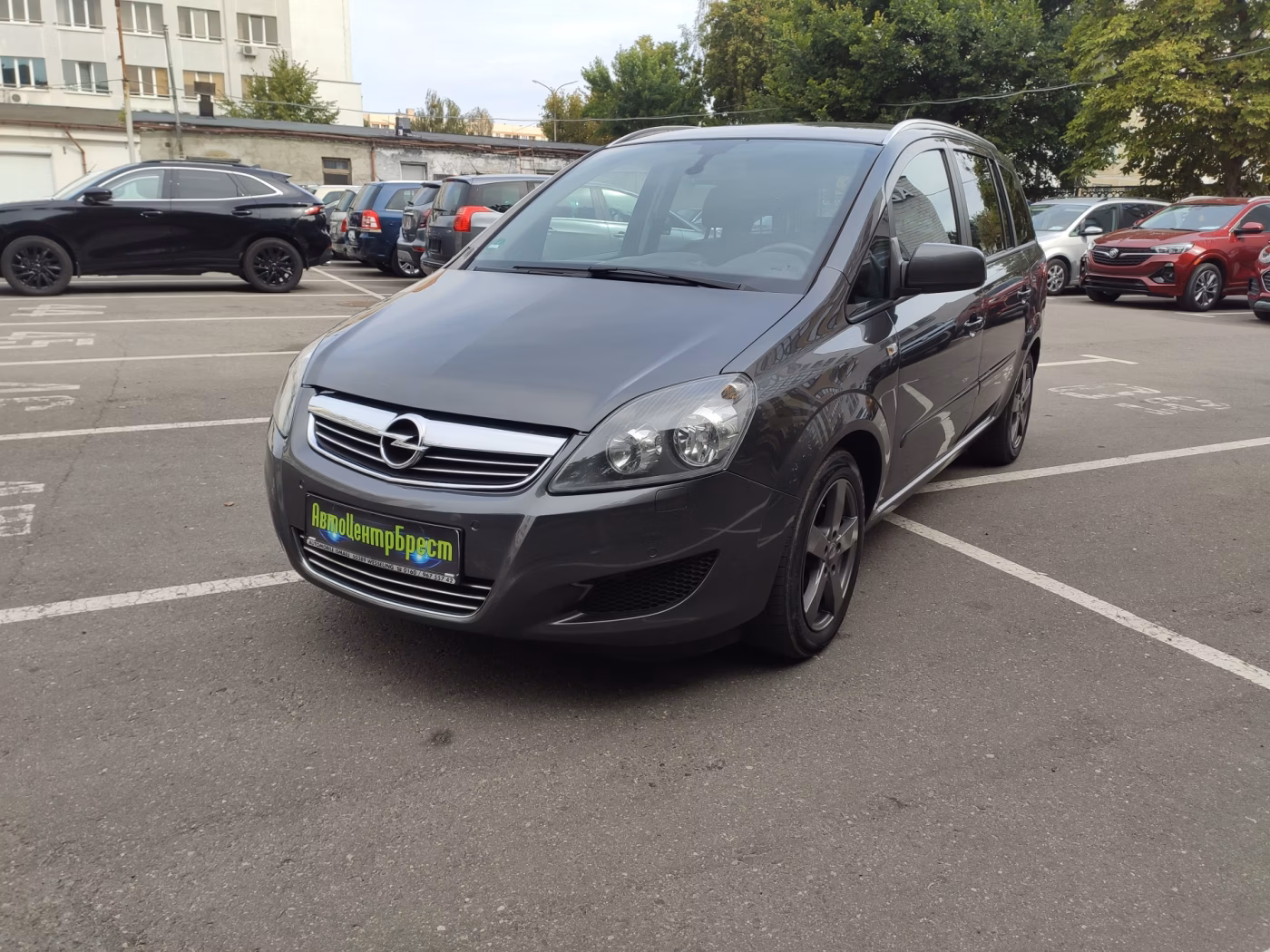 Opel Zafira фото 5