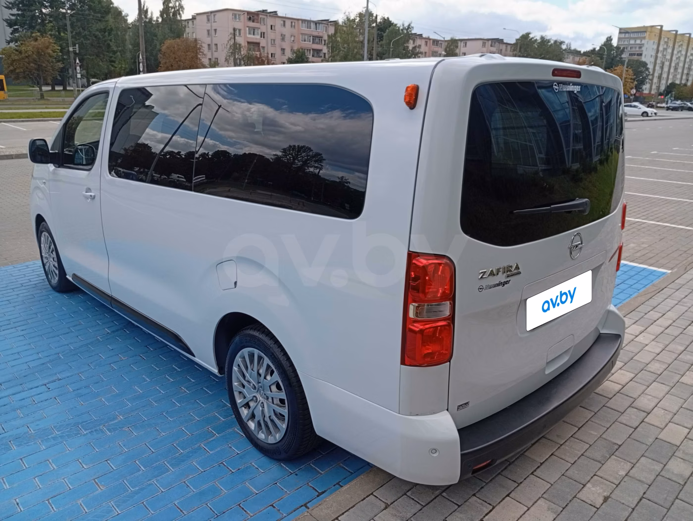 Opel Zafira Life фото 4