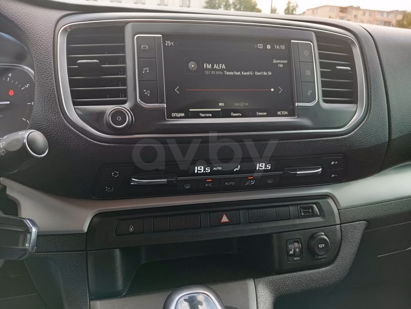 Opel Zafira Life фото 17