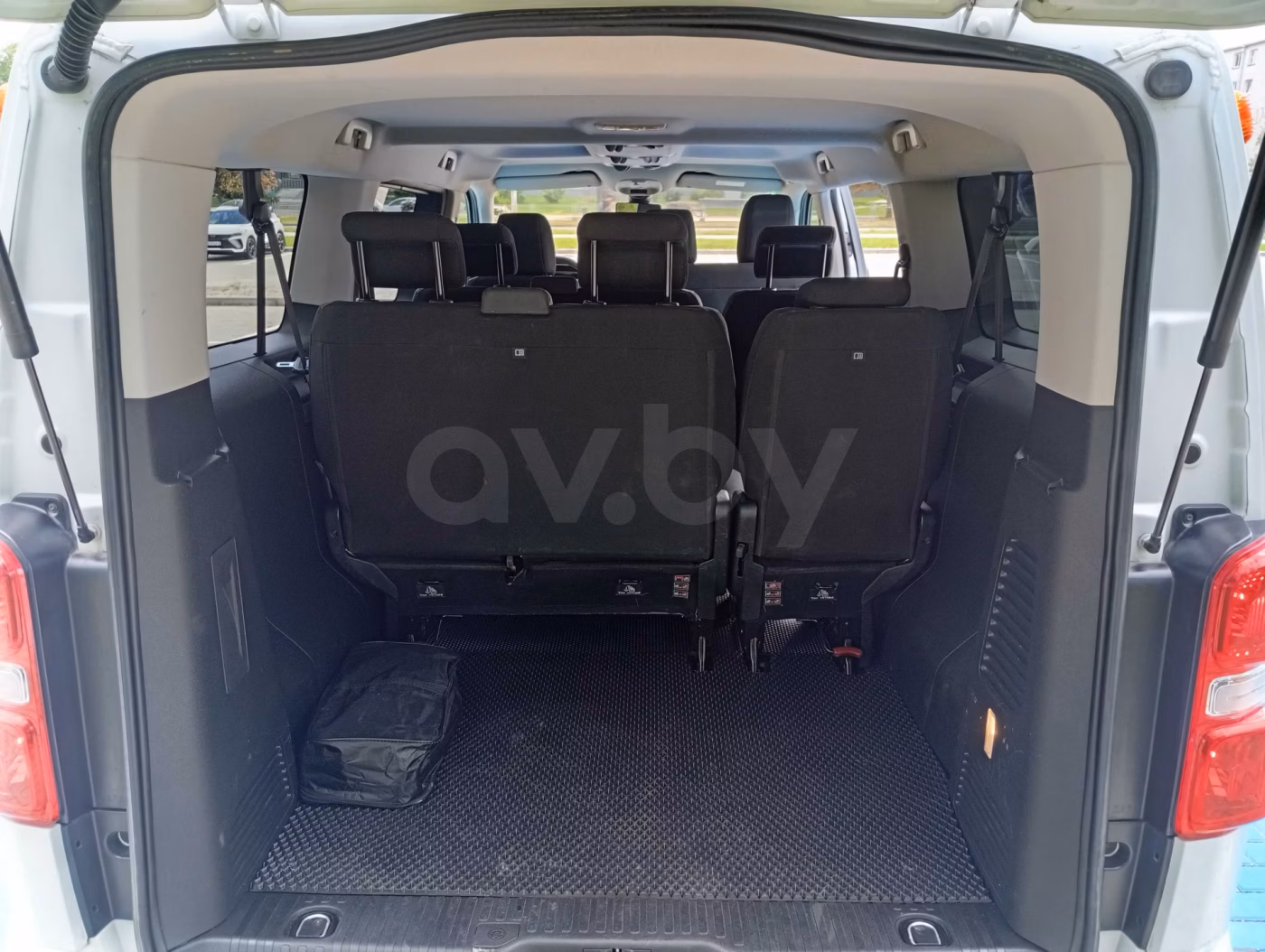 Opel Zafira Life фото 21