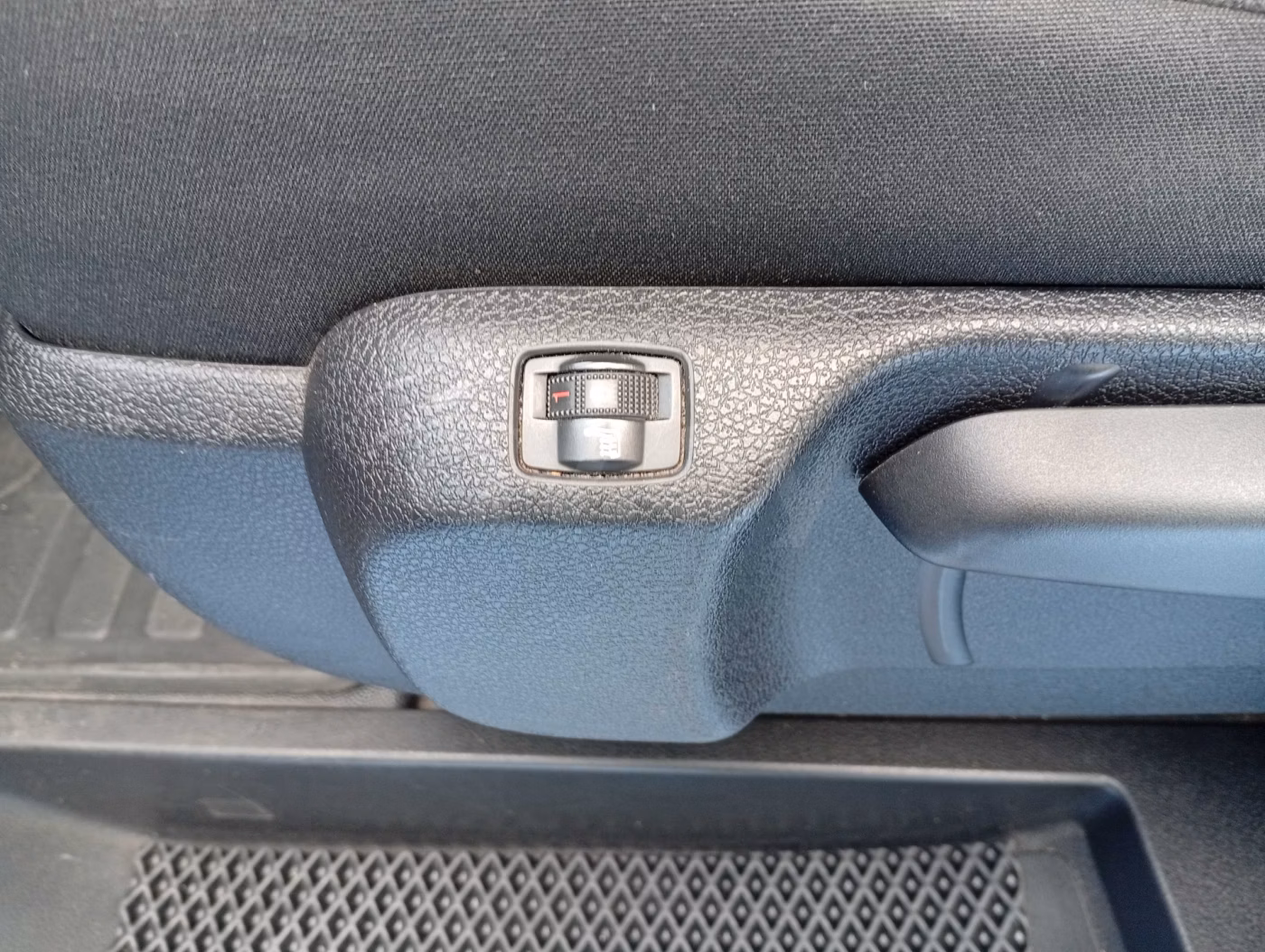 Opel Zafira Life фото 18