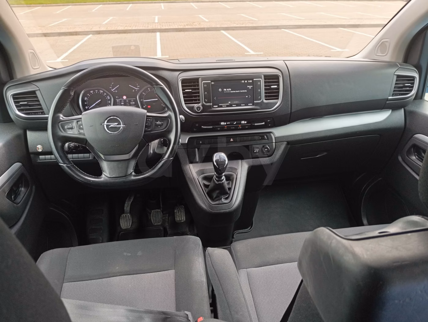 Opel Zafira Life фото 9