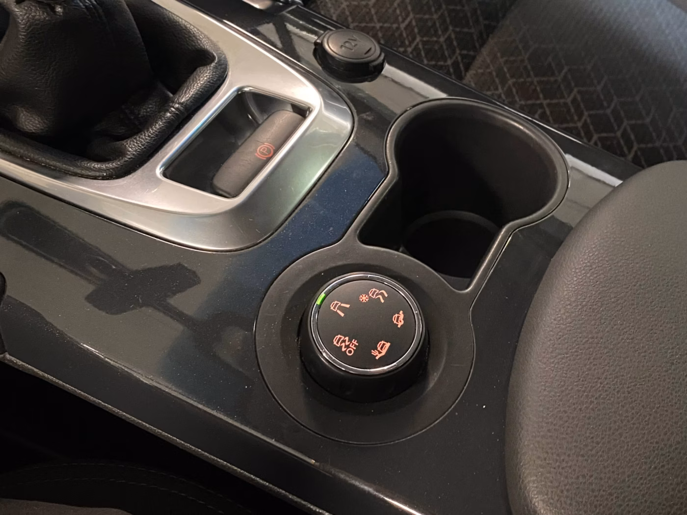 Peugeot 3008 фото 12