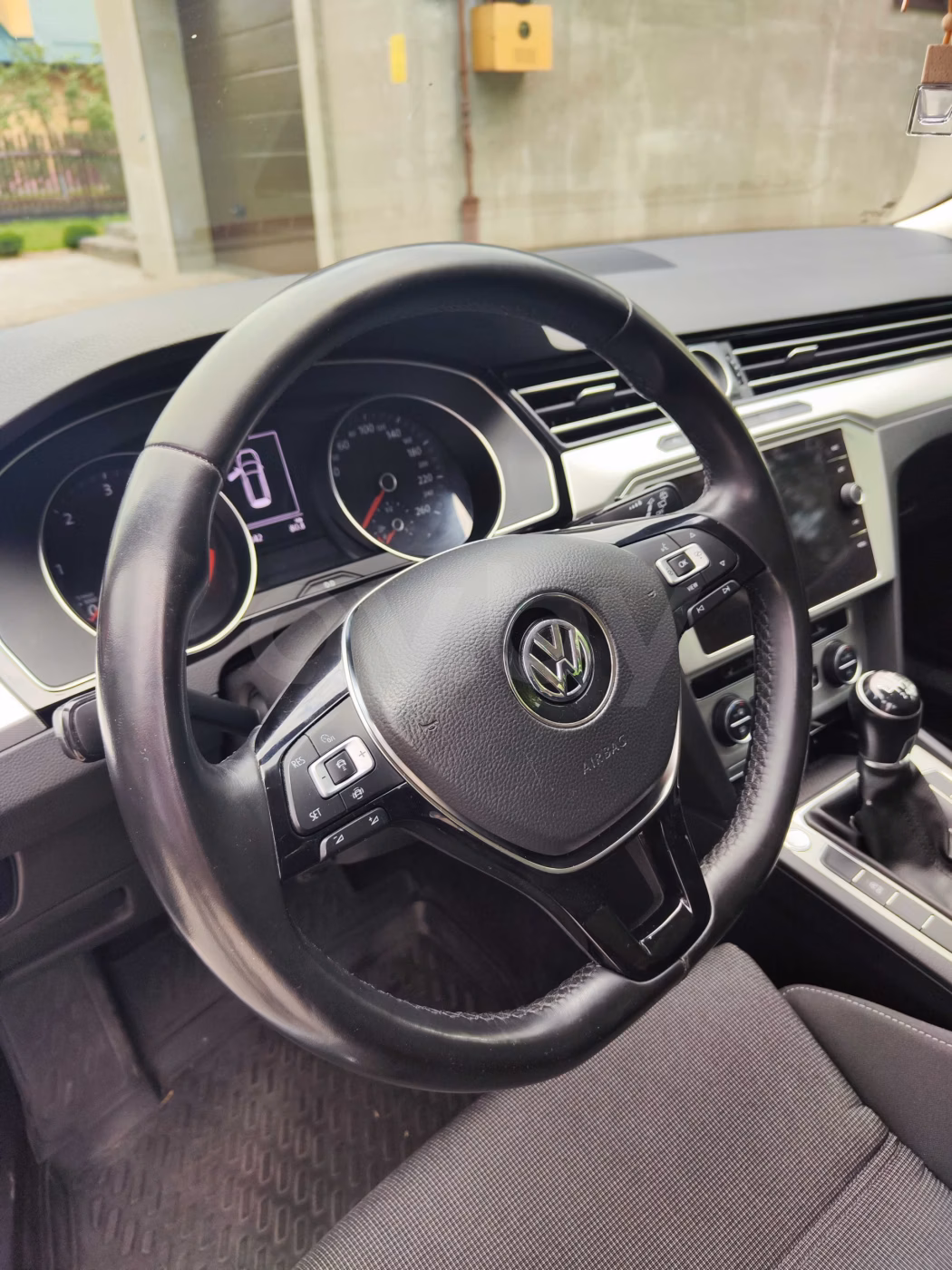 Volkswagen Passat фото 11