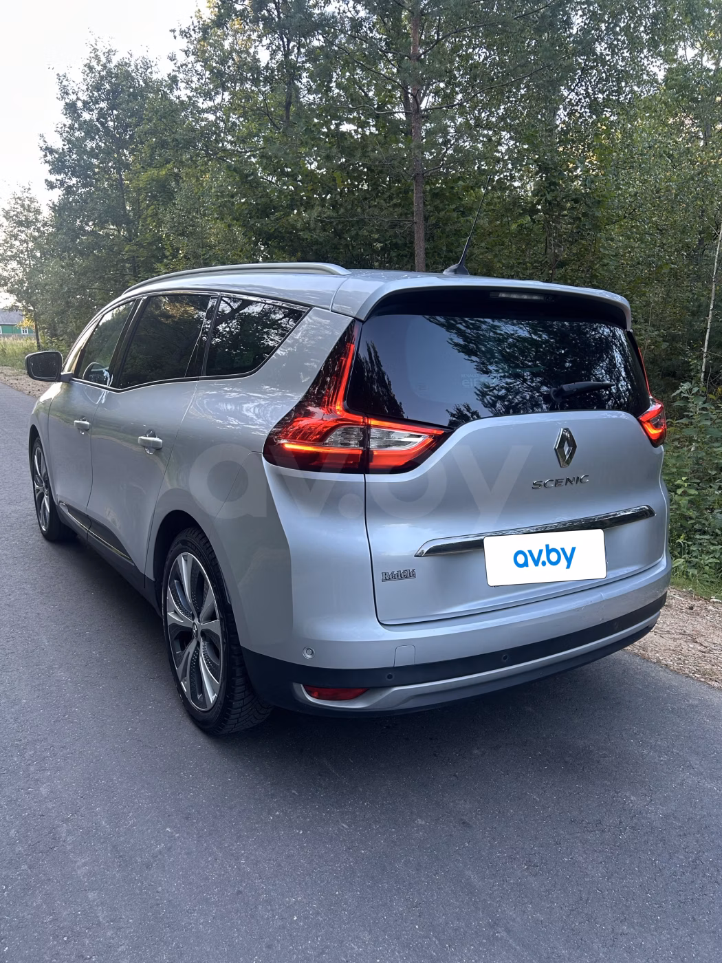 Renault Grand Scenic фото 6