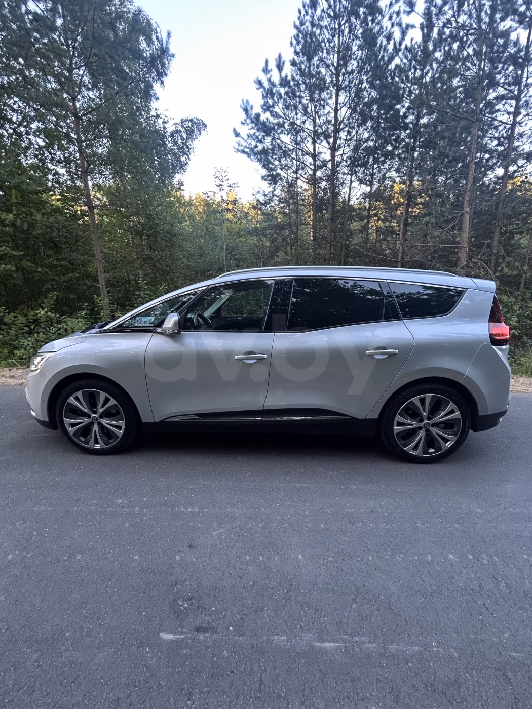 Renault Grand Scenic фото 5