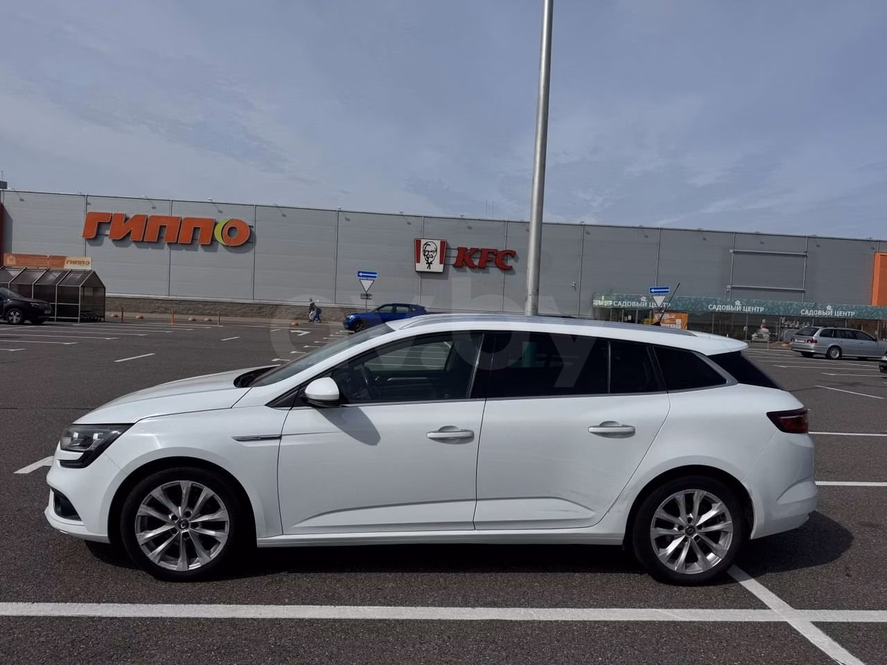Renault Megane фото 2