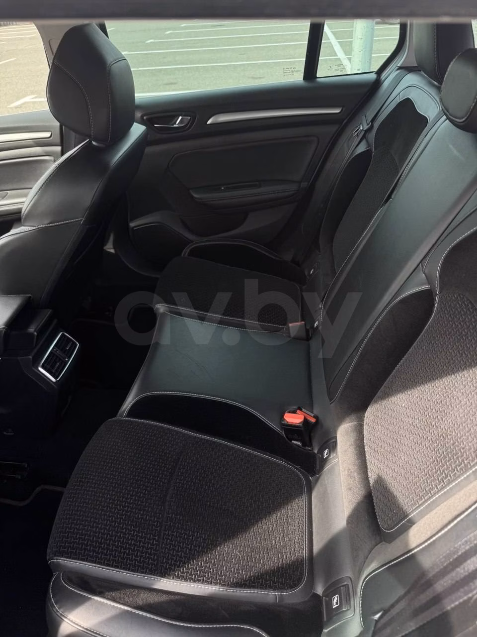 Renault Megane фото 15