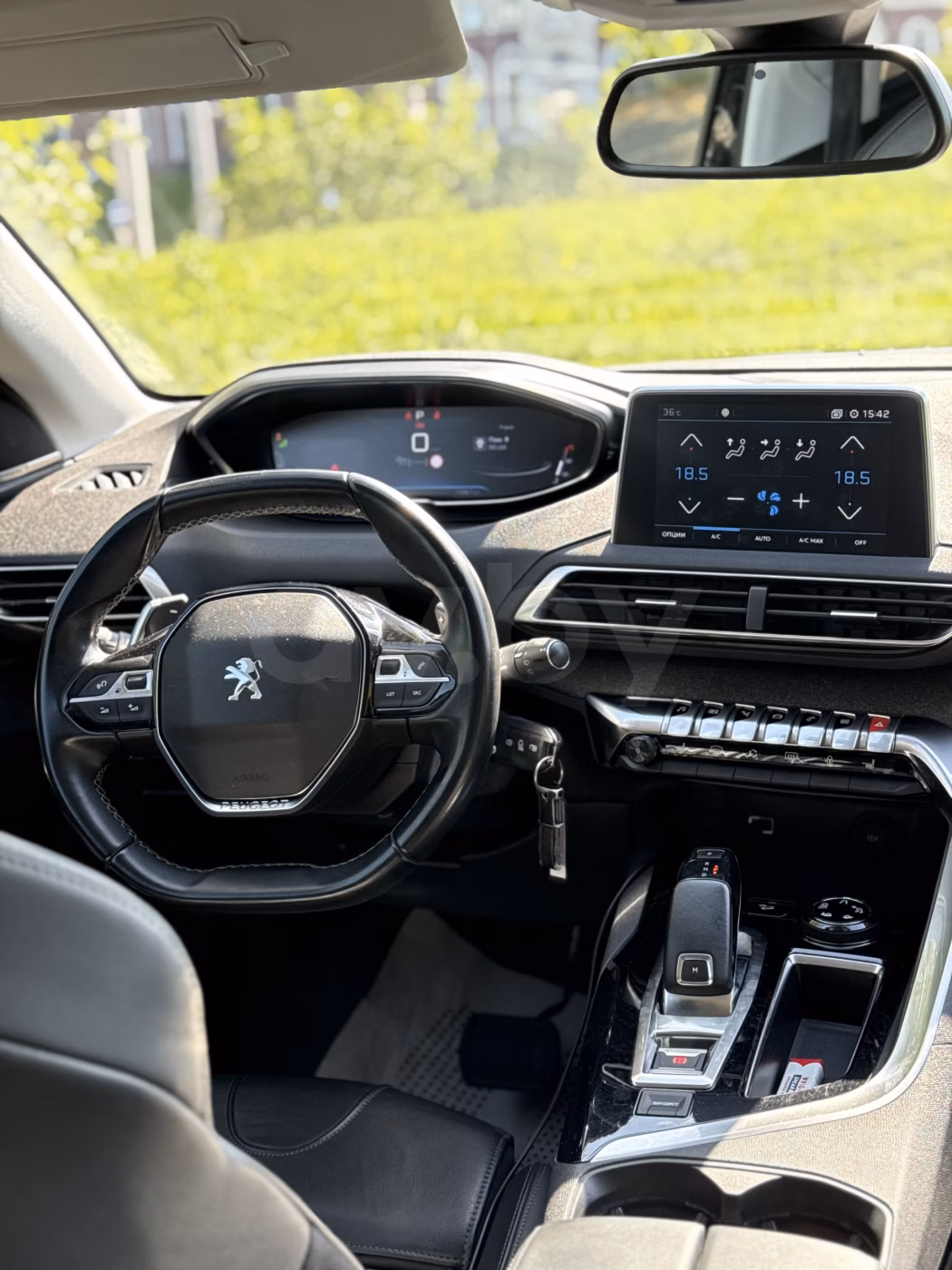 Peugeot 5008 фото 10
