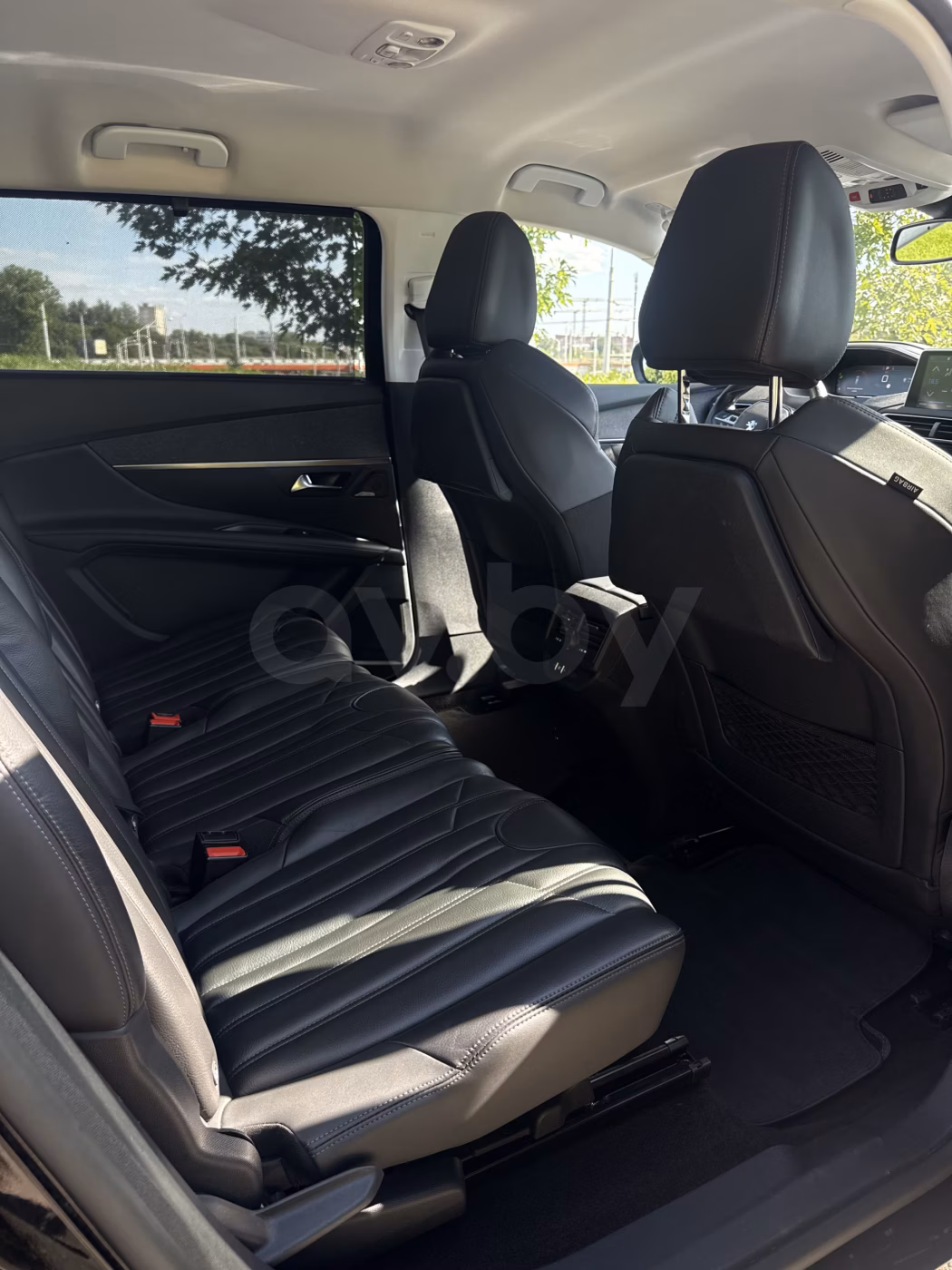 Peugeot 5008 фото 12