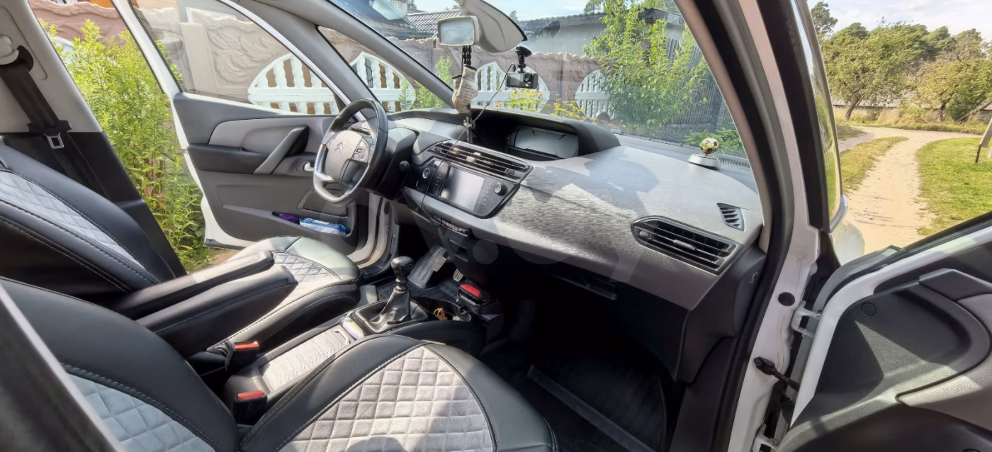 Citroen C4 Spacetourer фото 7