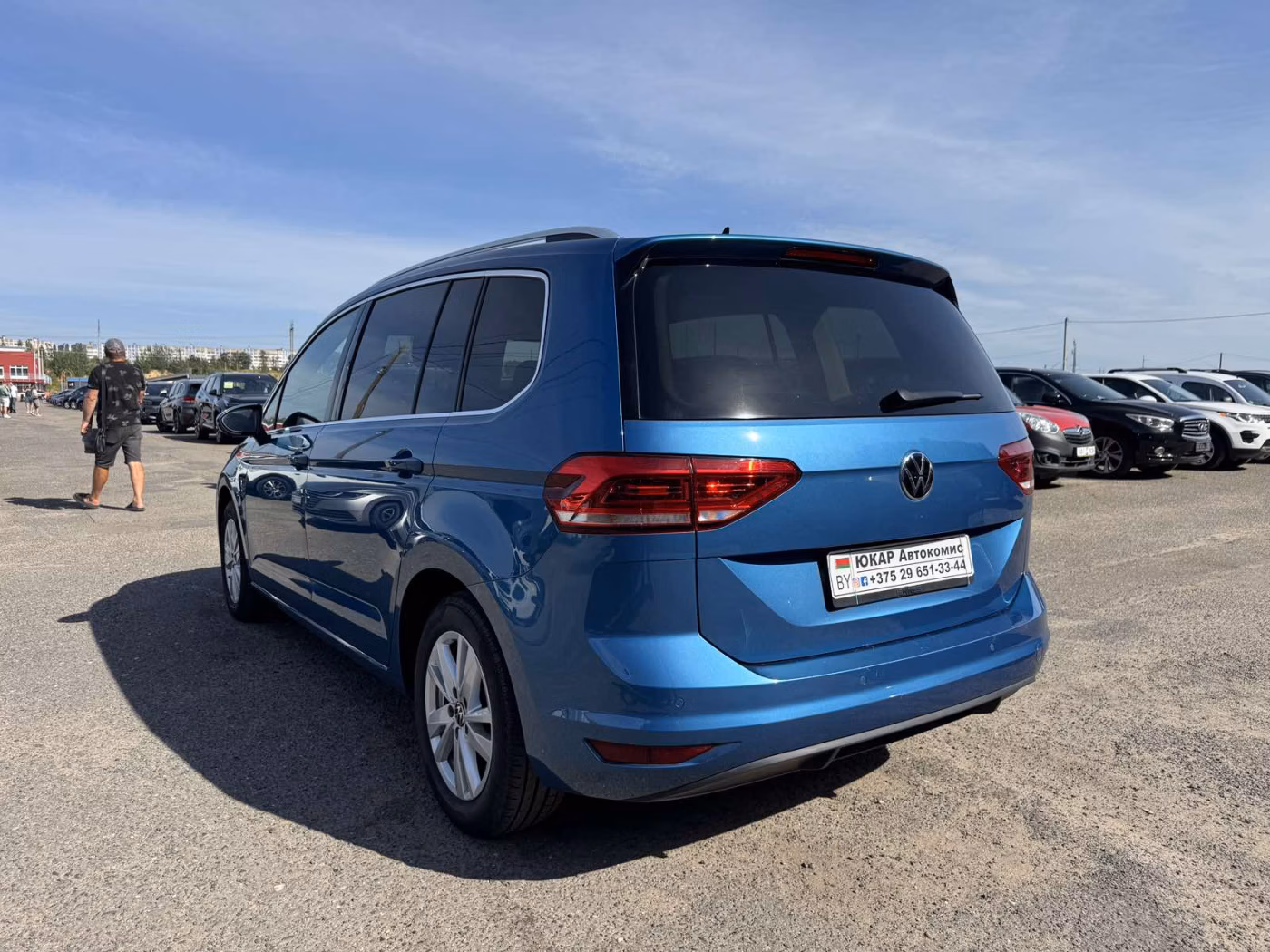 Volkswagen Touran фото 7