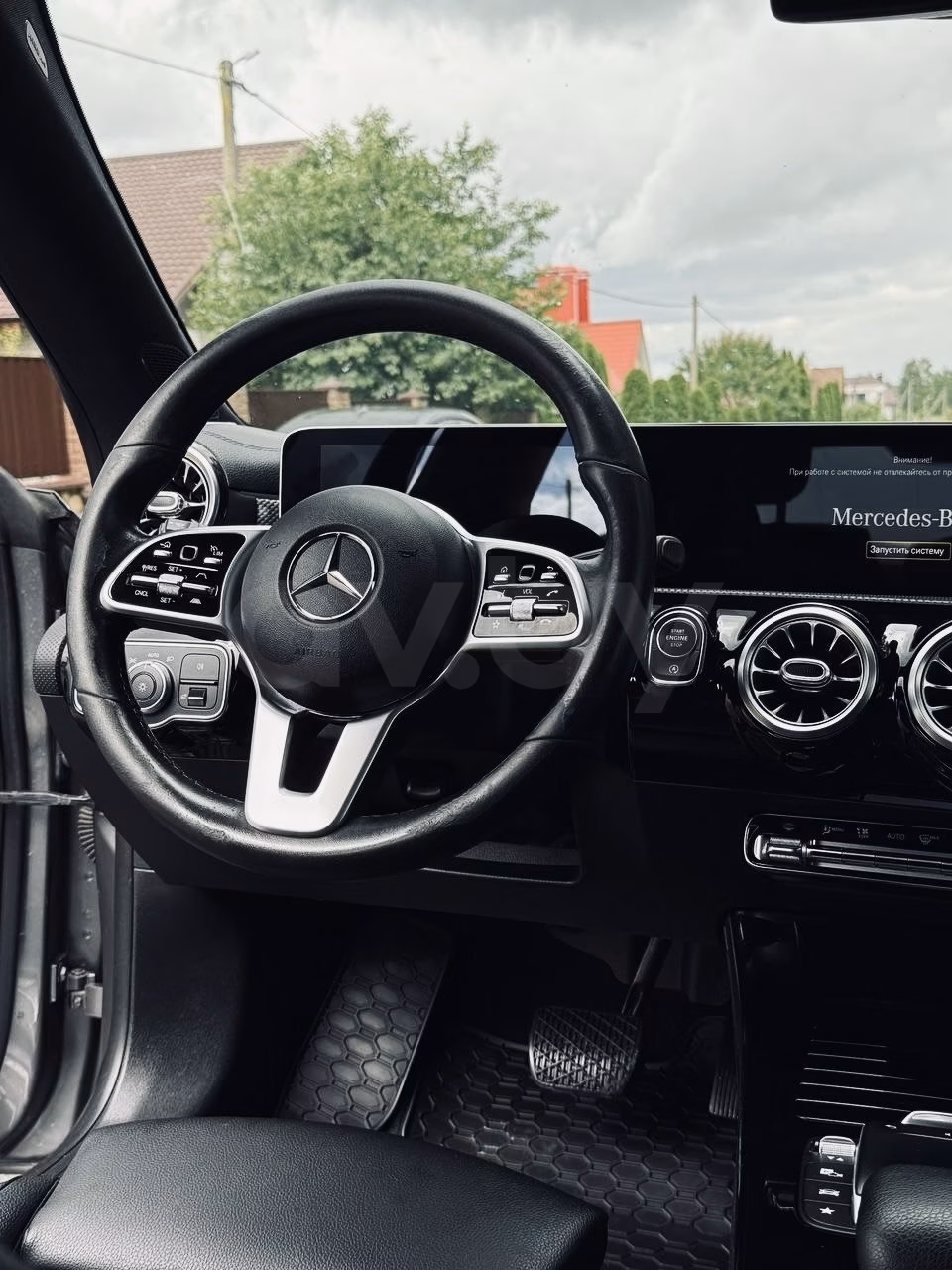 Mercedes-Benz CLA фото 13