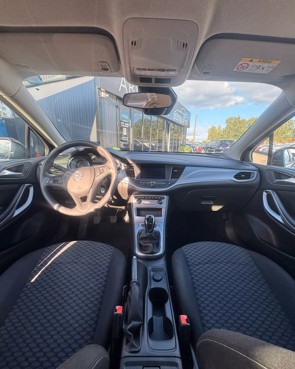 Opel Astra фото 9