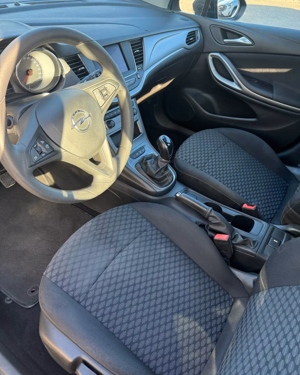 Opel Astra фото 10