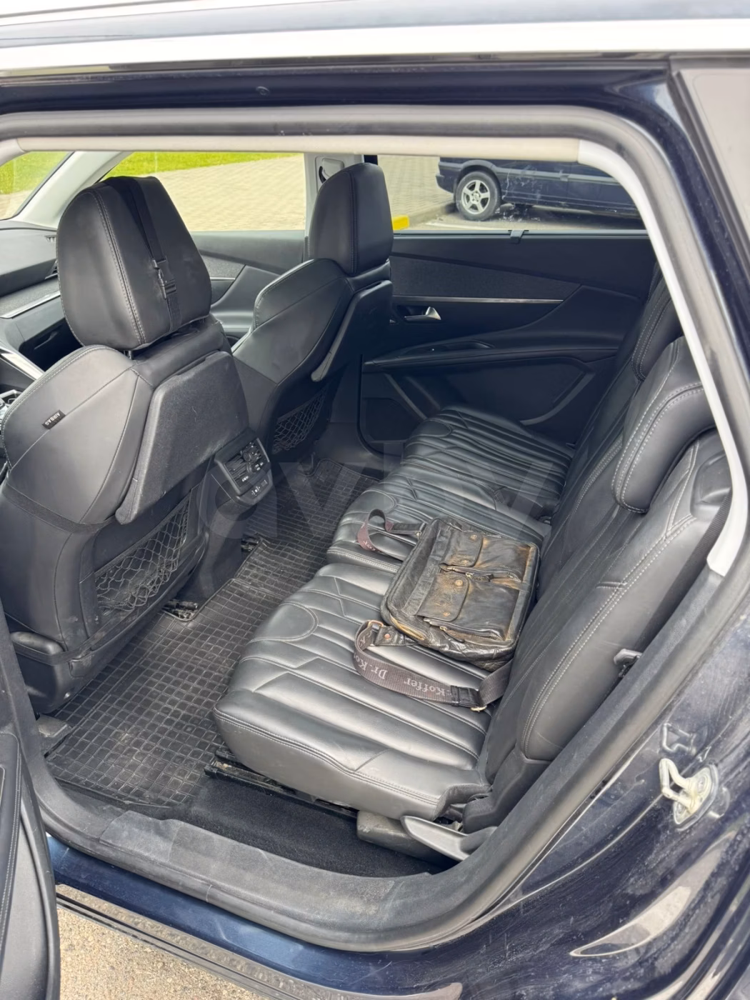 Peugeot 5008 фото 2