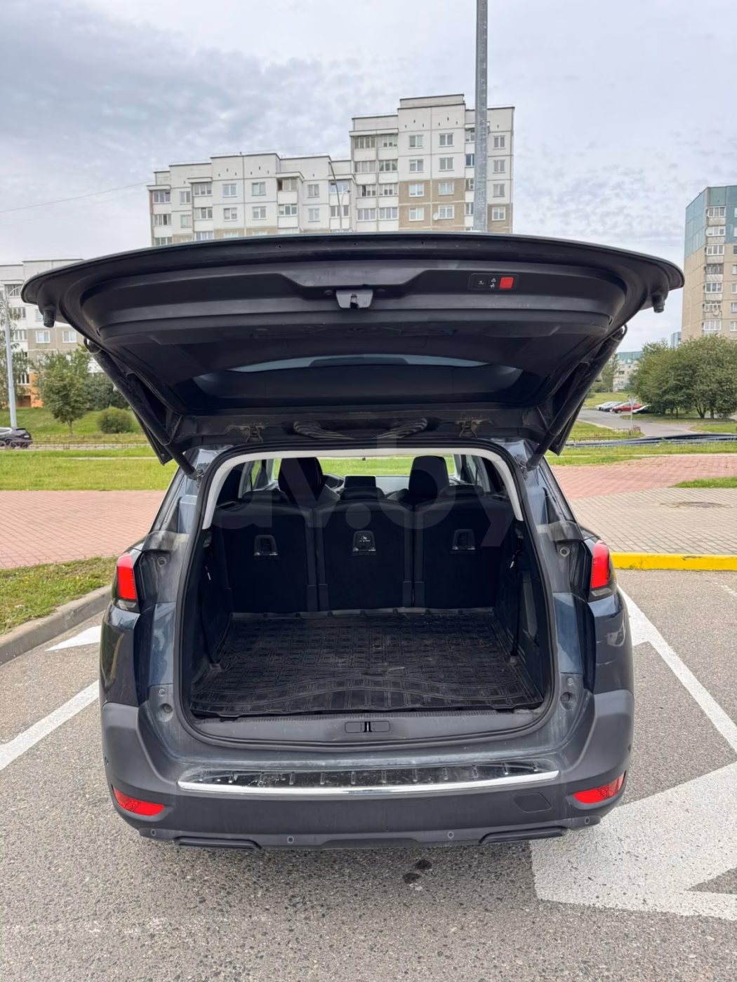 Peugeot 5008 фото 3