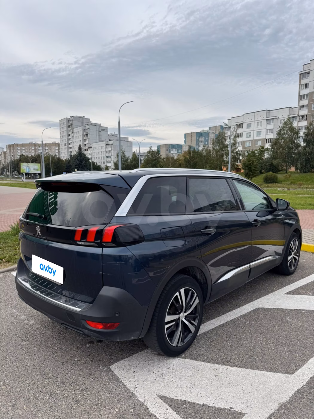 Peugeot 5008 фото 9