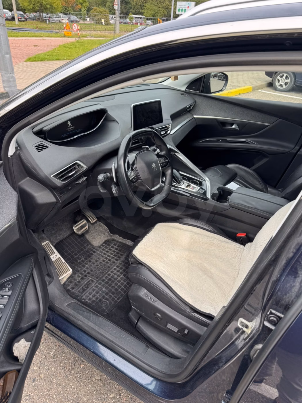 Peugeot 5008 фото 8