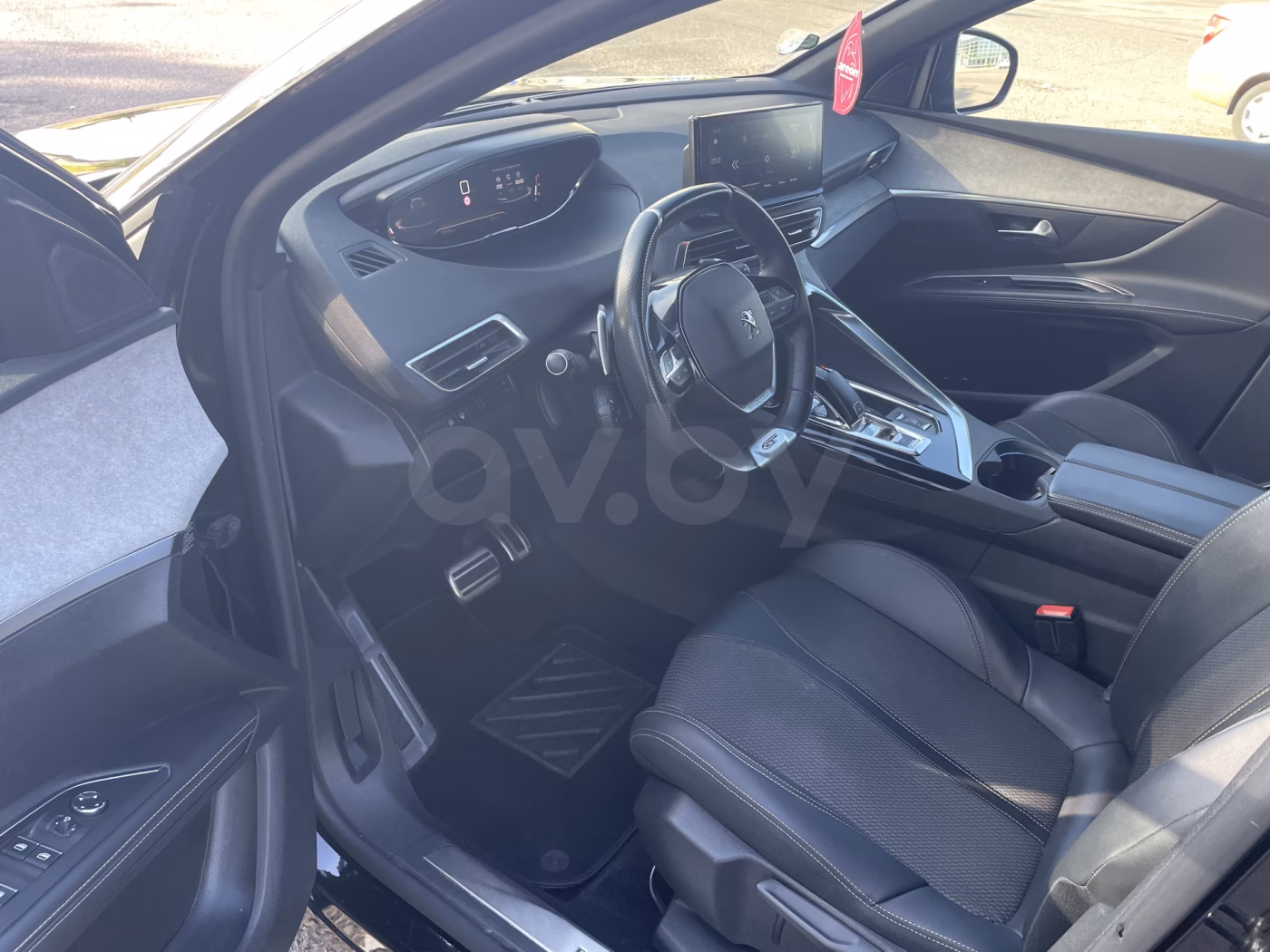 Peugeot 5008 фото 14