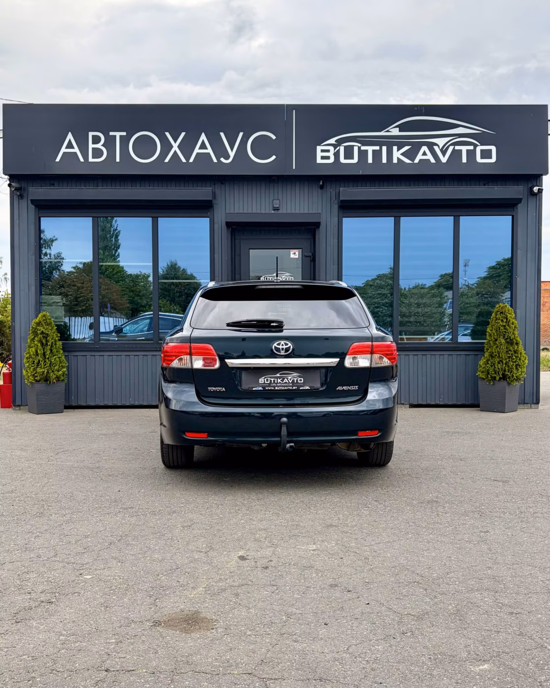 Toyota Avensis фото 6