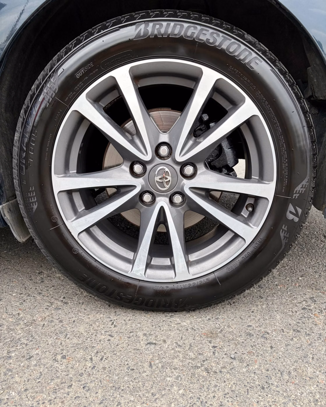 Toyota Avensis фото 16